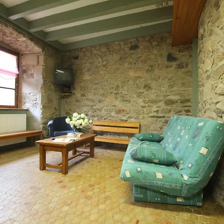 5 Pers. A Saint-vert: Nature, Calme, Proche Rivieres Et Sites Touristiques - Fr-1-582-223