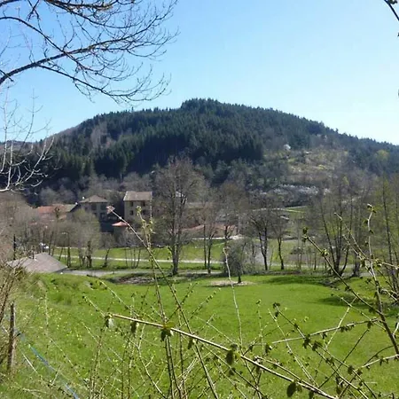 Holiday home 5 Pers. A Saint-vert: Nature, Calme, Proche Rivieres Et Sites Touristiques - Fr-1-582-223 *