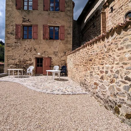 Holiday home 5 Pers. A Saint-vert: Nature, Calme, Proche Rivieres Et Sites Touristiques - Fr-1-582-223